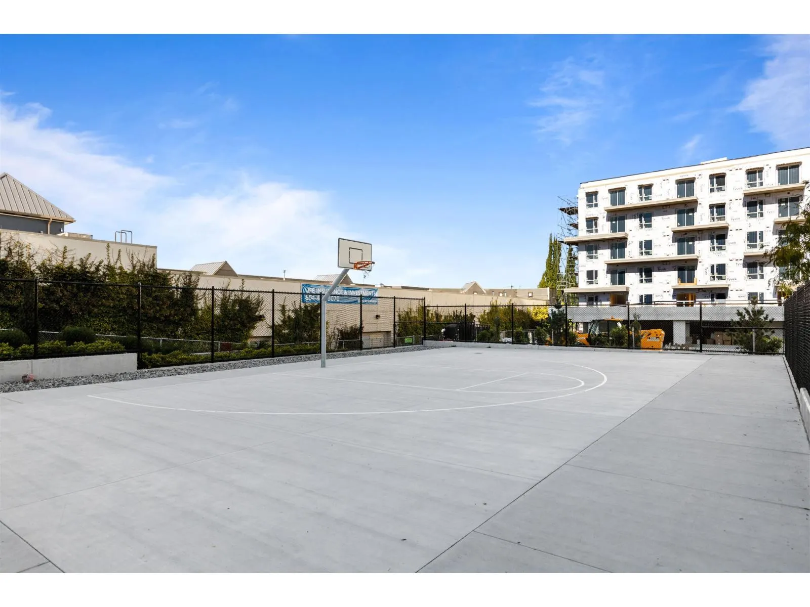 404 8551 85 AVENUE