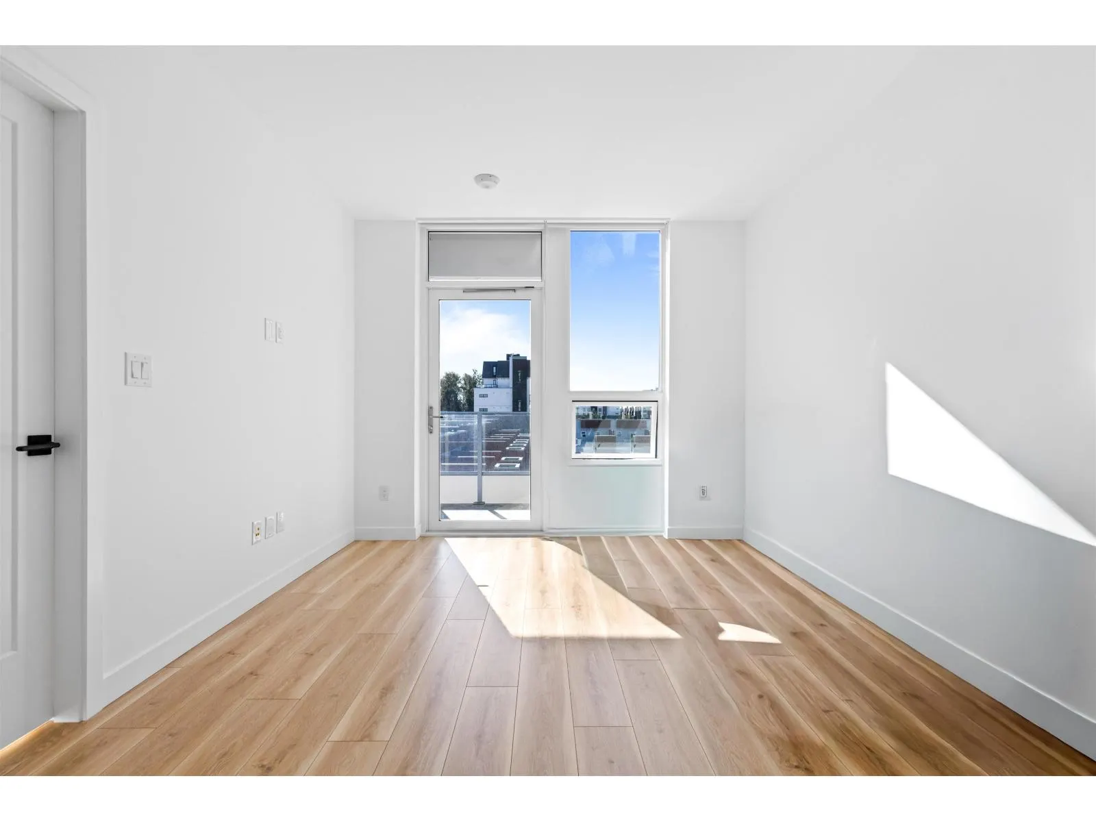 404 8551 85 AVENUE