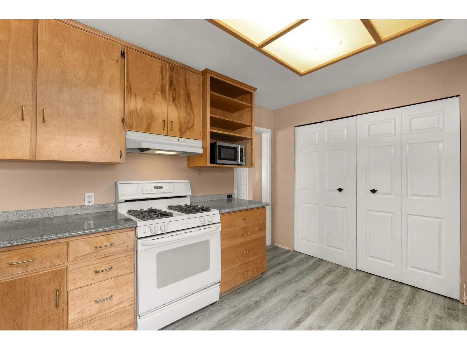 46915 QUARRY ROAD|Little Mountain