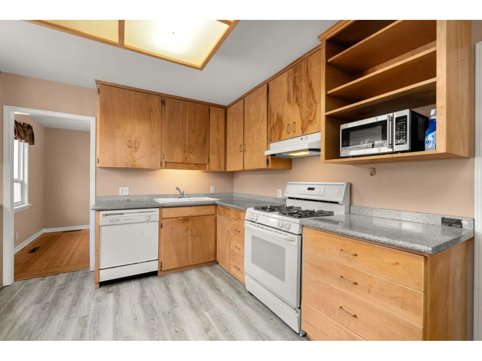 46915 QUARRY ROAD|Little Mountain