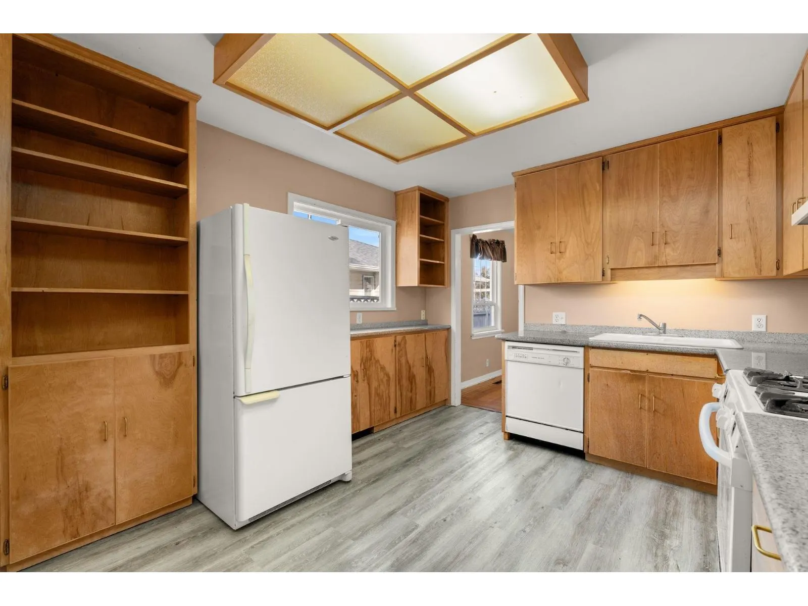 46915 QUARRY ROAD|Little Mountain
