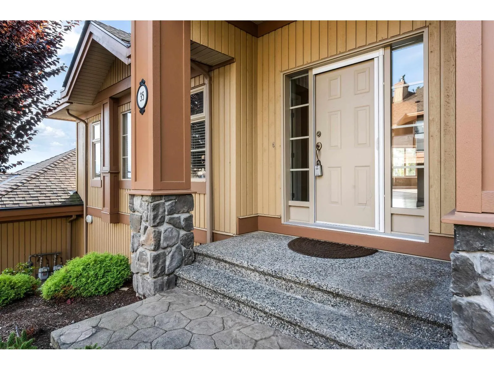 35 35931 EMPRESS DRIVE
