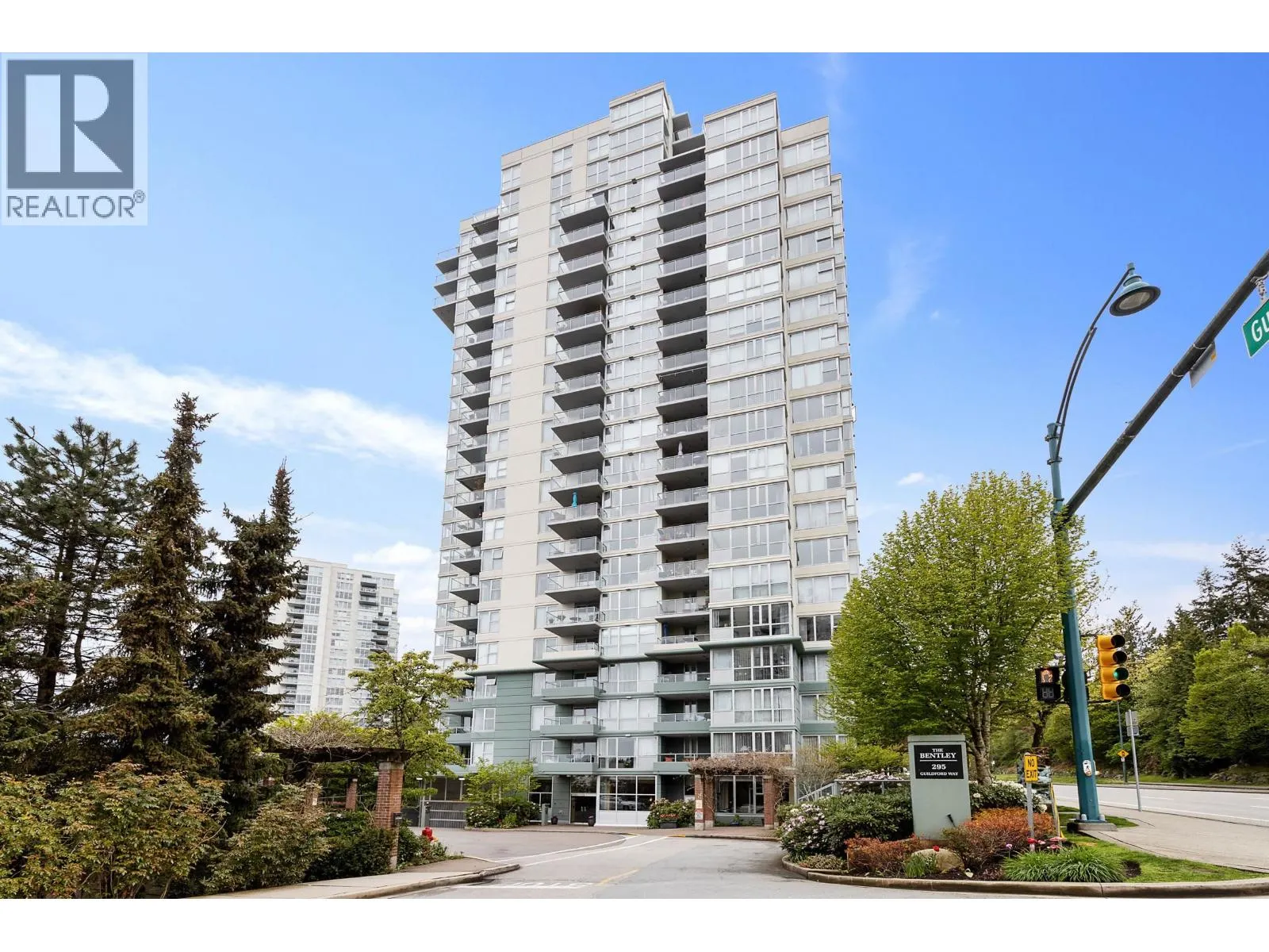 1303 295 GUILDFORD WAY