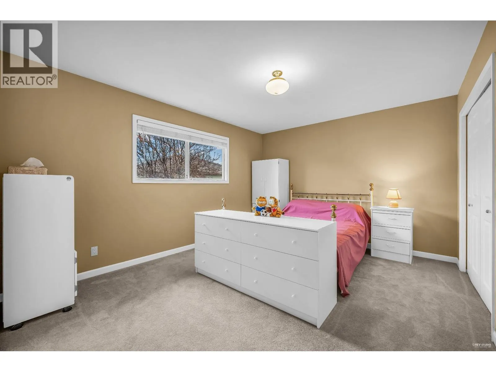 3817 MCKAY PLACE