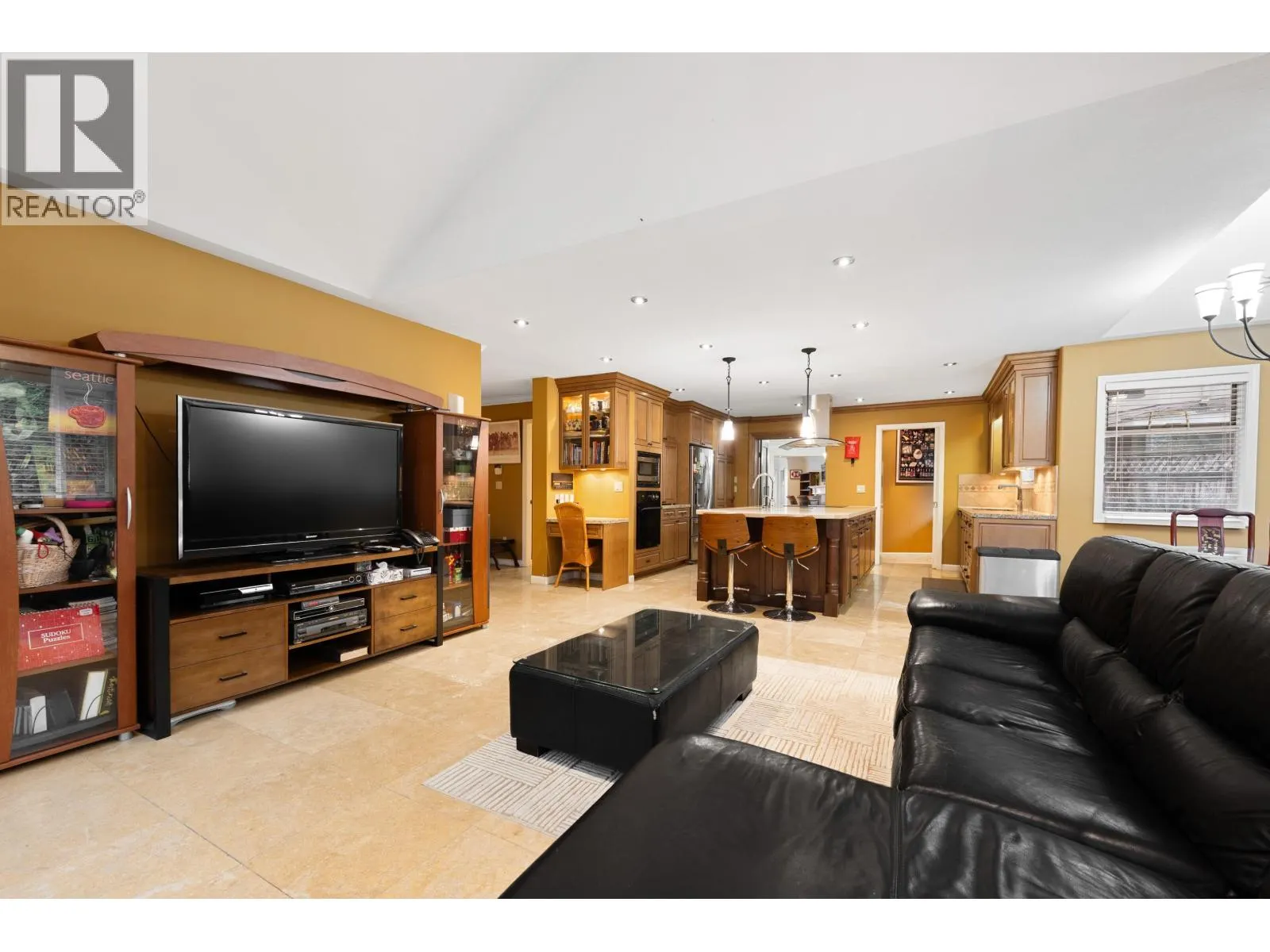 3817 MCKAY PLACE