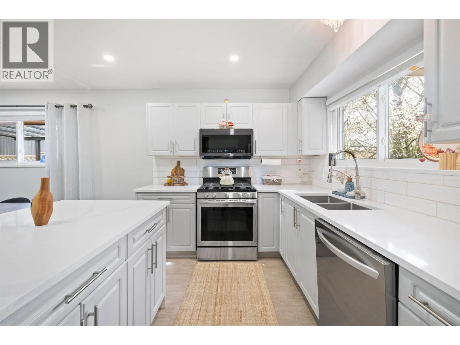 2333 KIRKSTONE ROAD