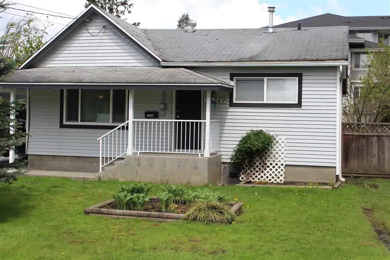 46249 SECOND AVENUE|Chilliwack Proper East