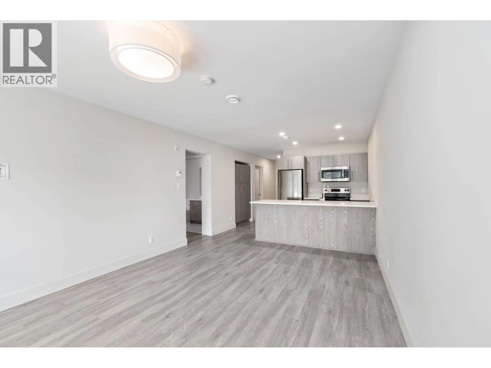 110 7350 CRABAPPLE COURT