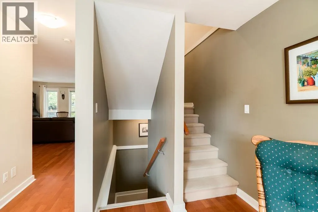 3 1233 MAIN STREET