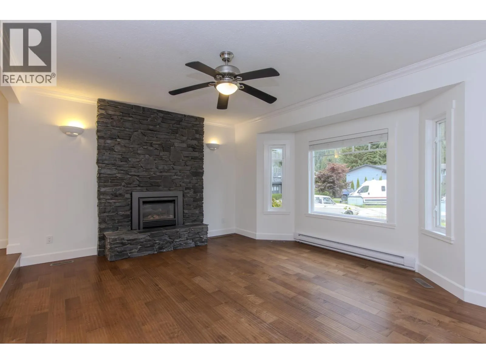 40809 MOUNTAIN PLACE