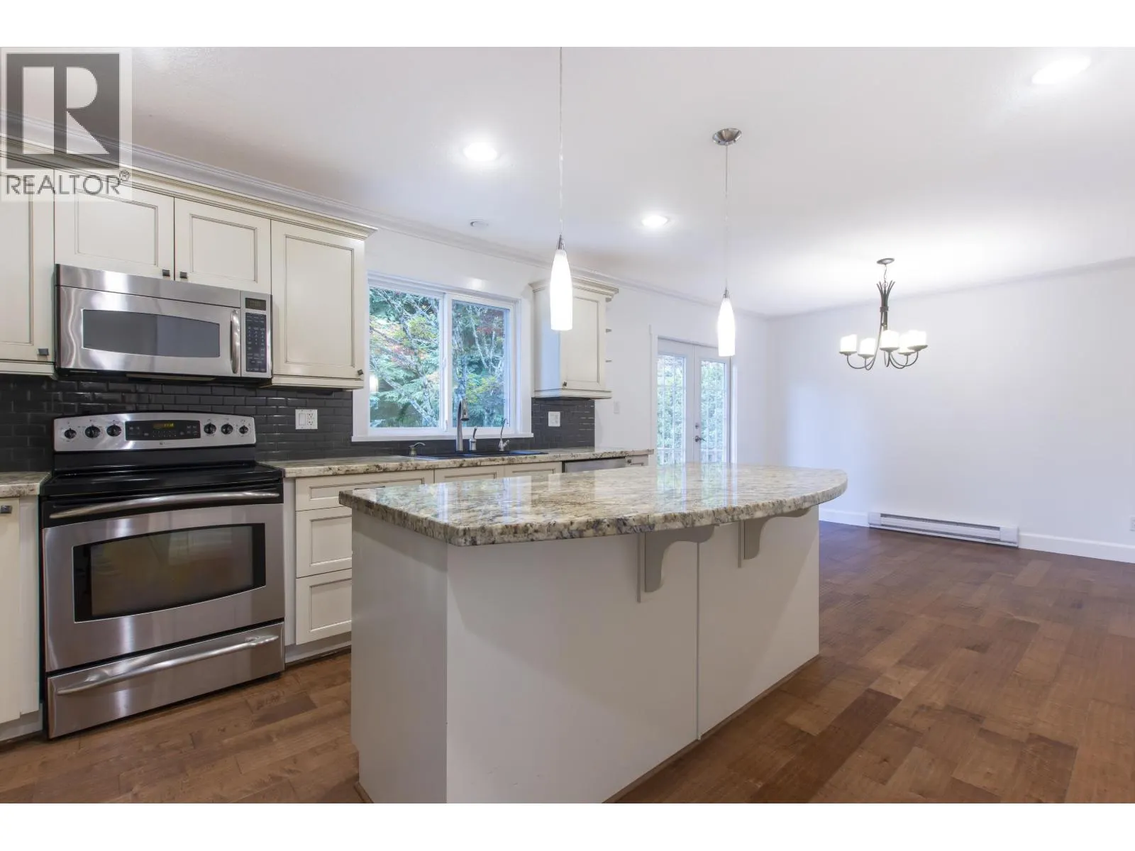 40809 MOUNTAIN PLACE