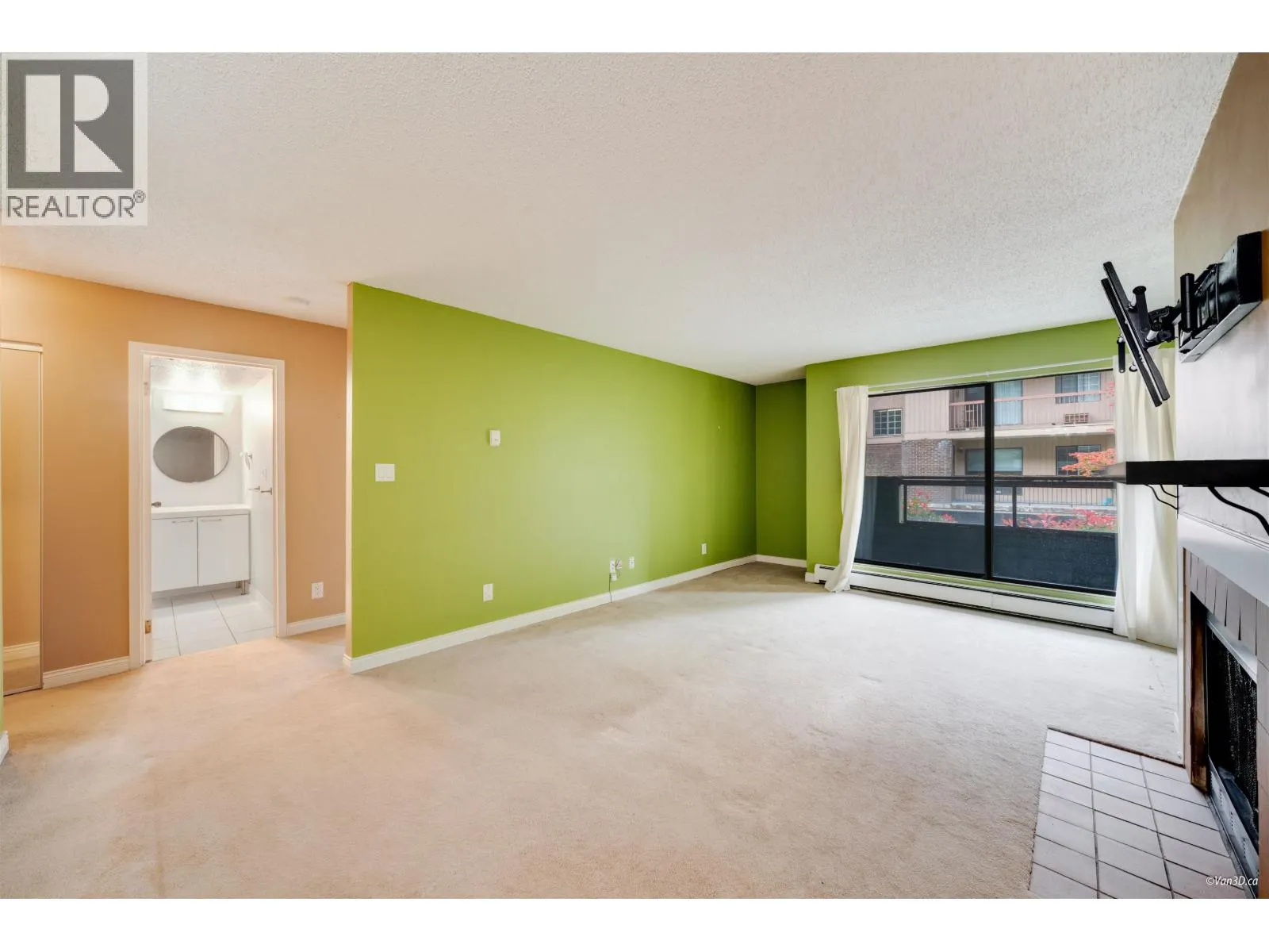115 8591 WESTMINSTER HIGHWAY
