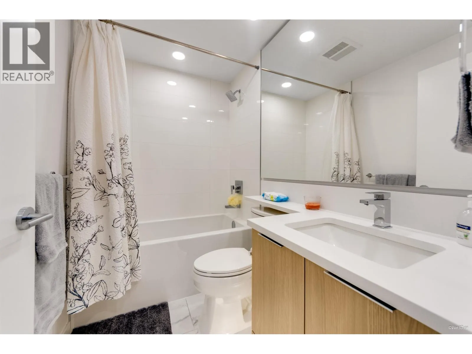 1106 7769 PARK CRESCENT