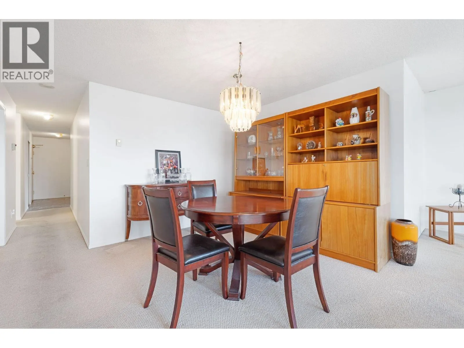 1001 8 LAGUNA COURT