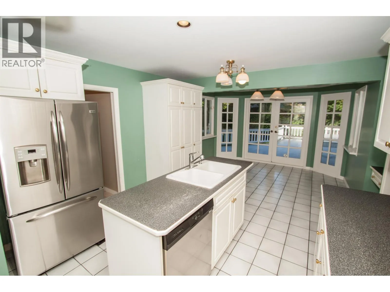 4032 RIPPLE ROAD