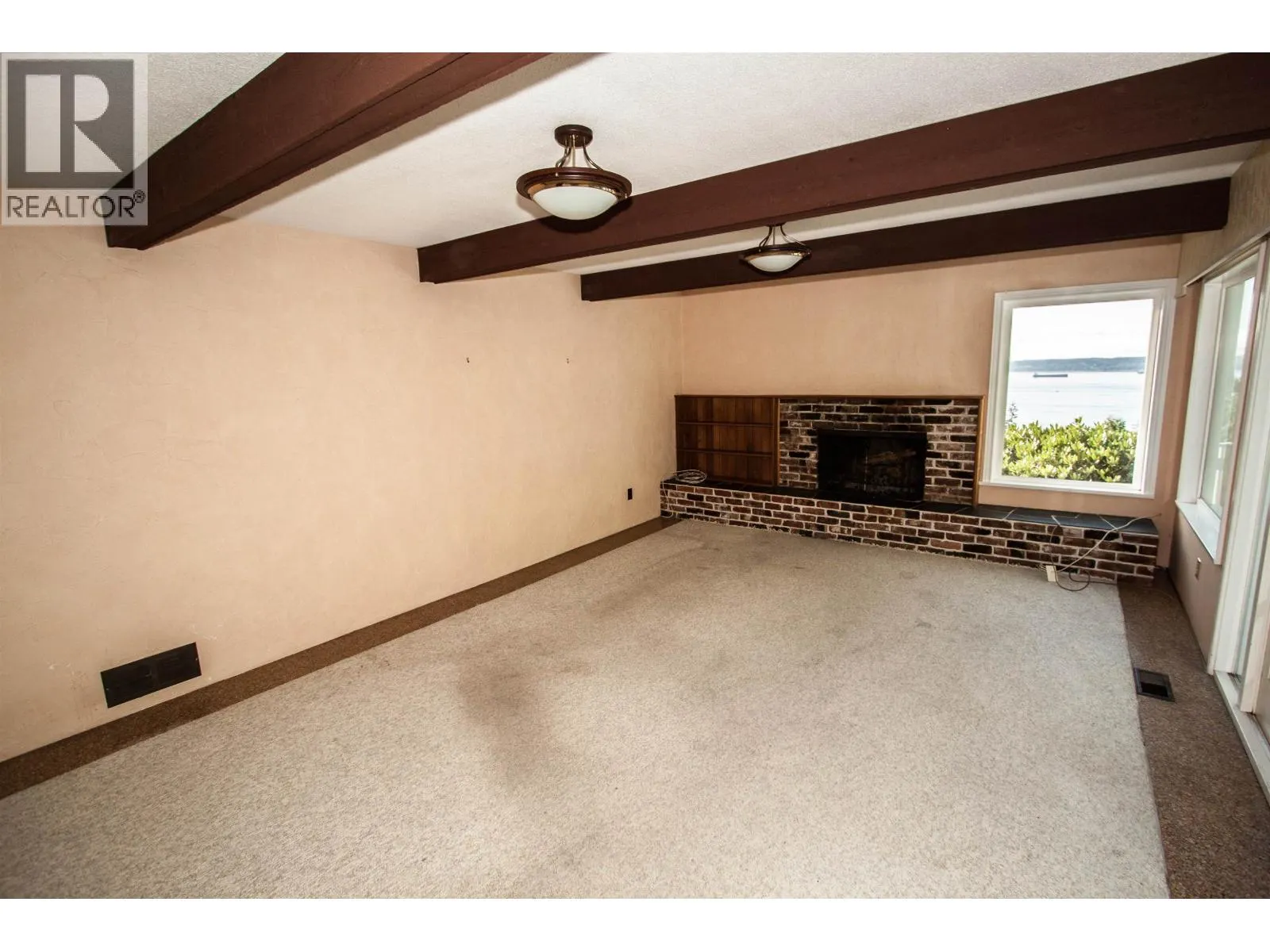 4032 RIPPLE ROAD