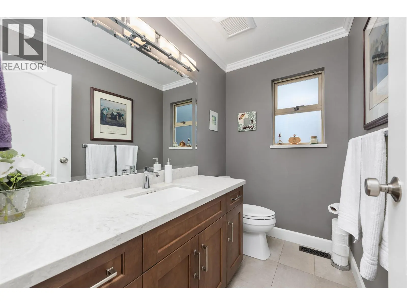342 E 26TH STREET