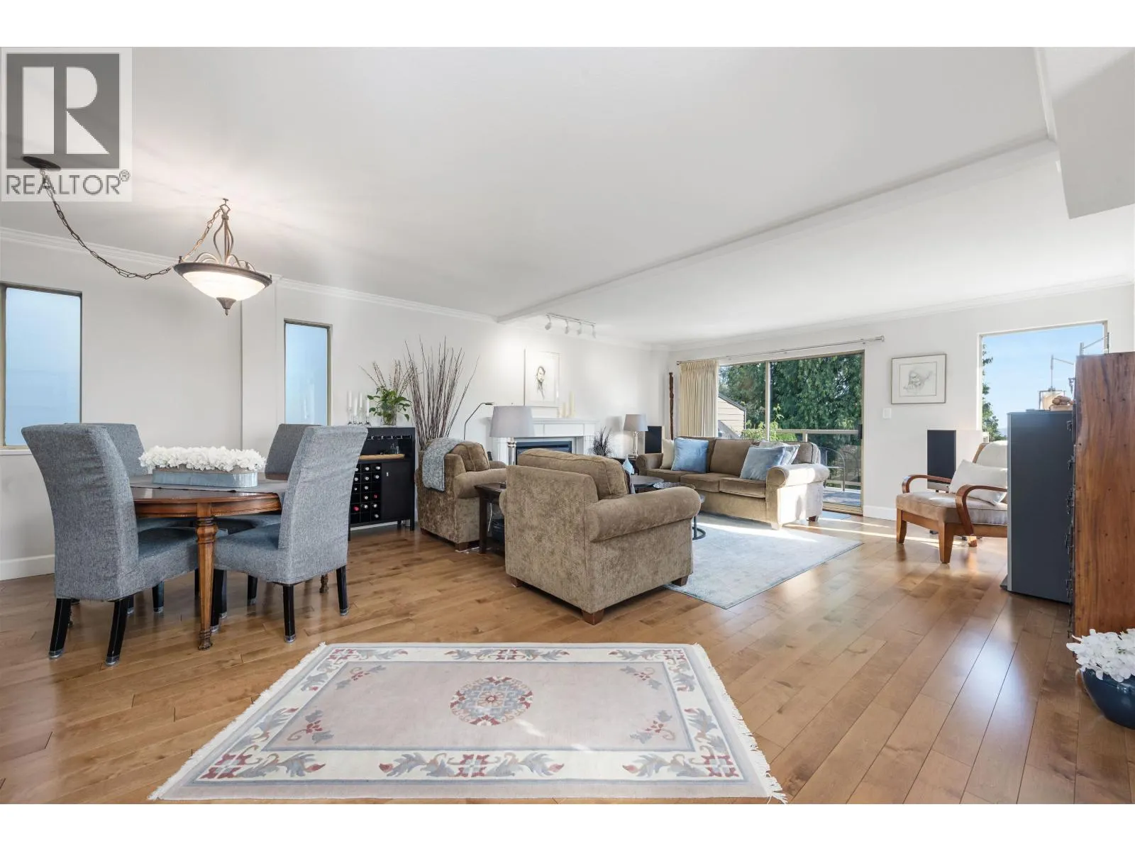 342 E 26TH STREET