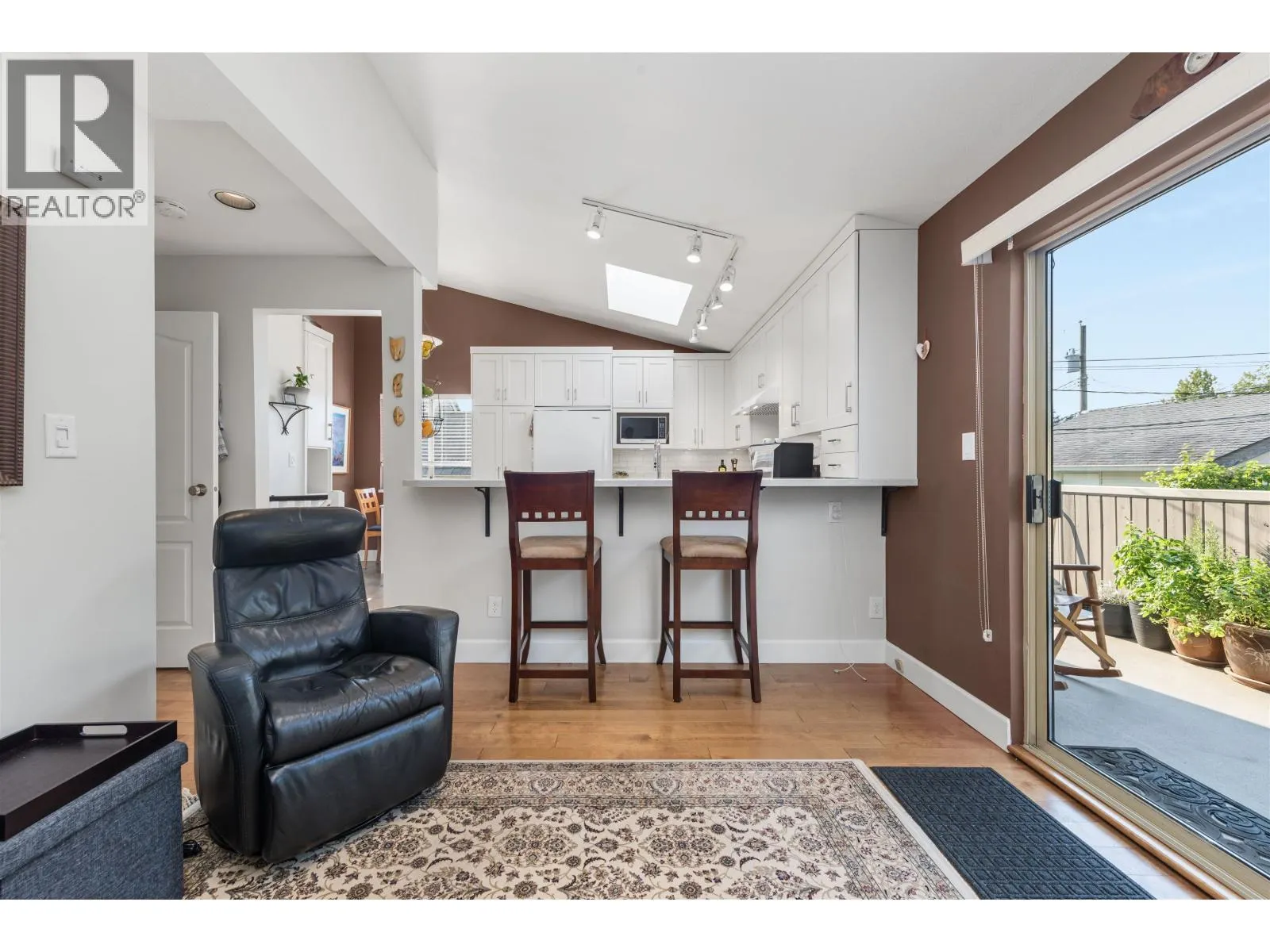 342 E 26TH STREET