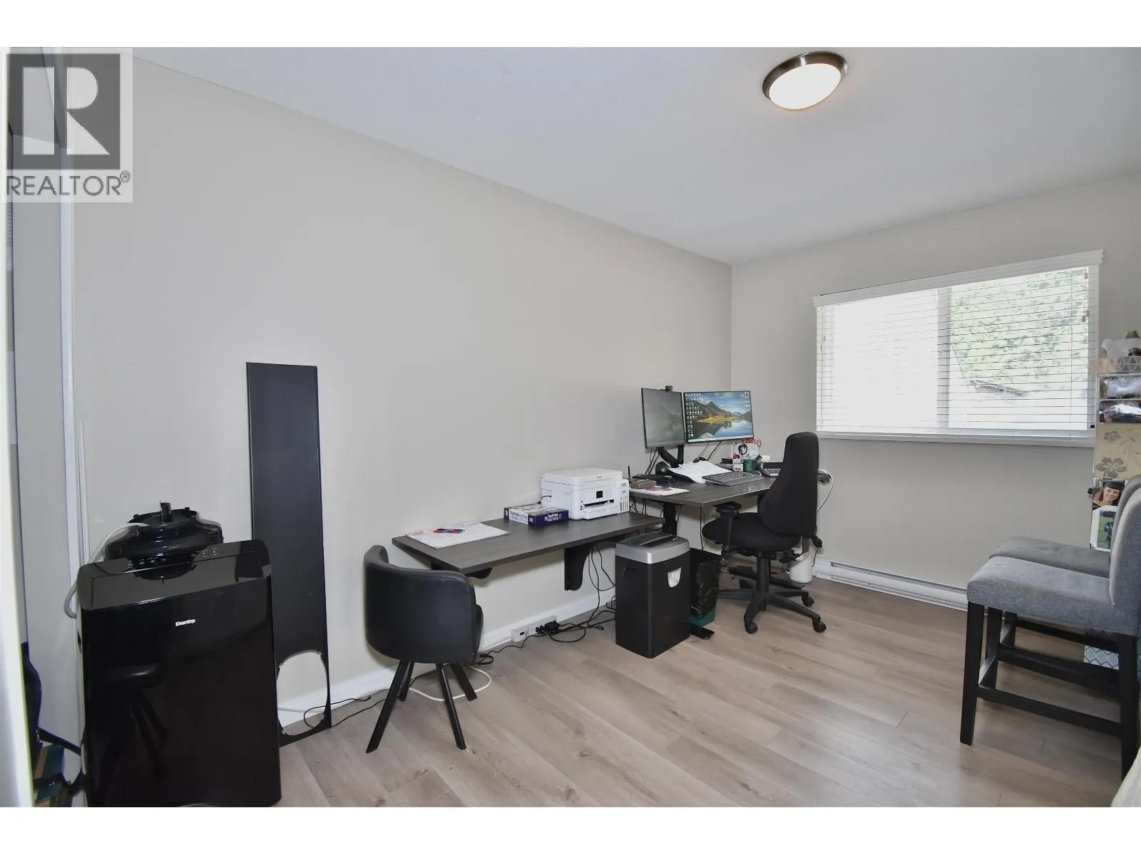 8086 DOGWOOD DRIVE
