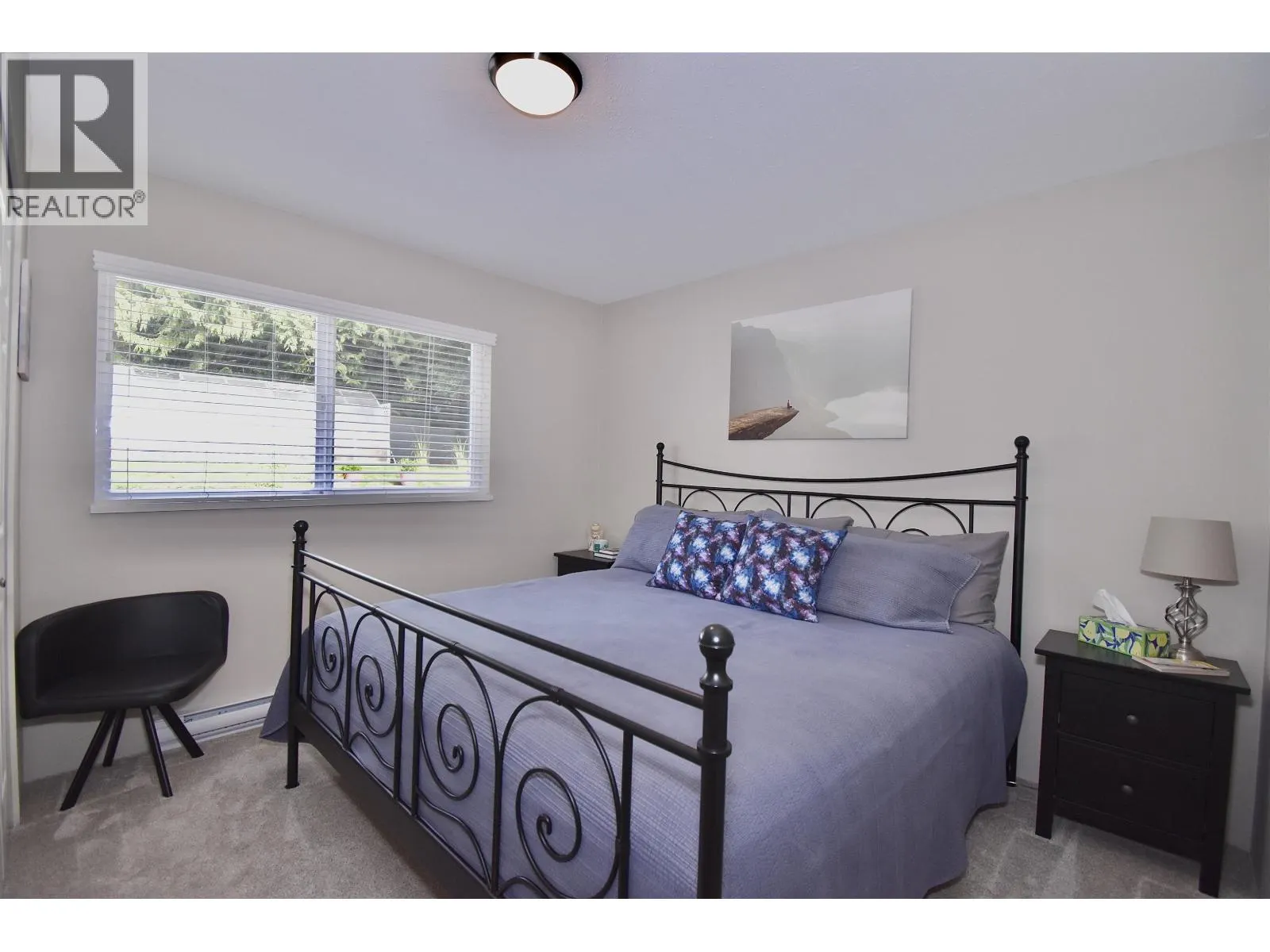 8086 DOGWOOD DRIVE