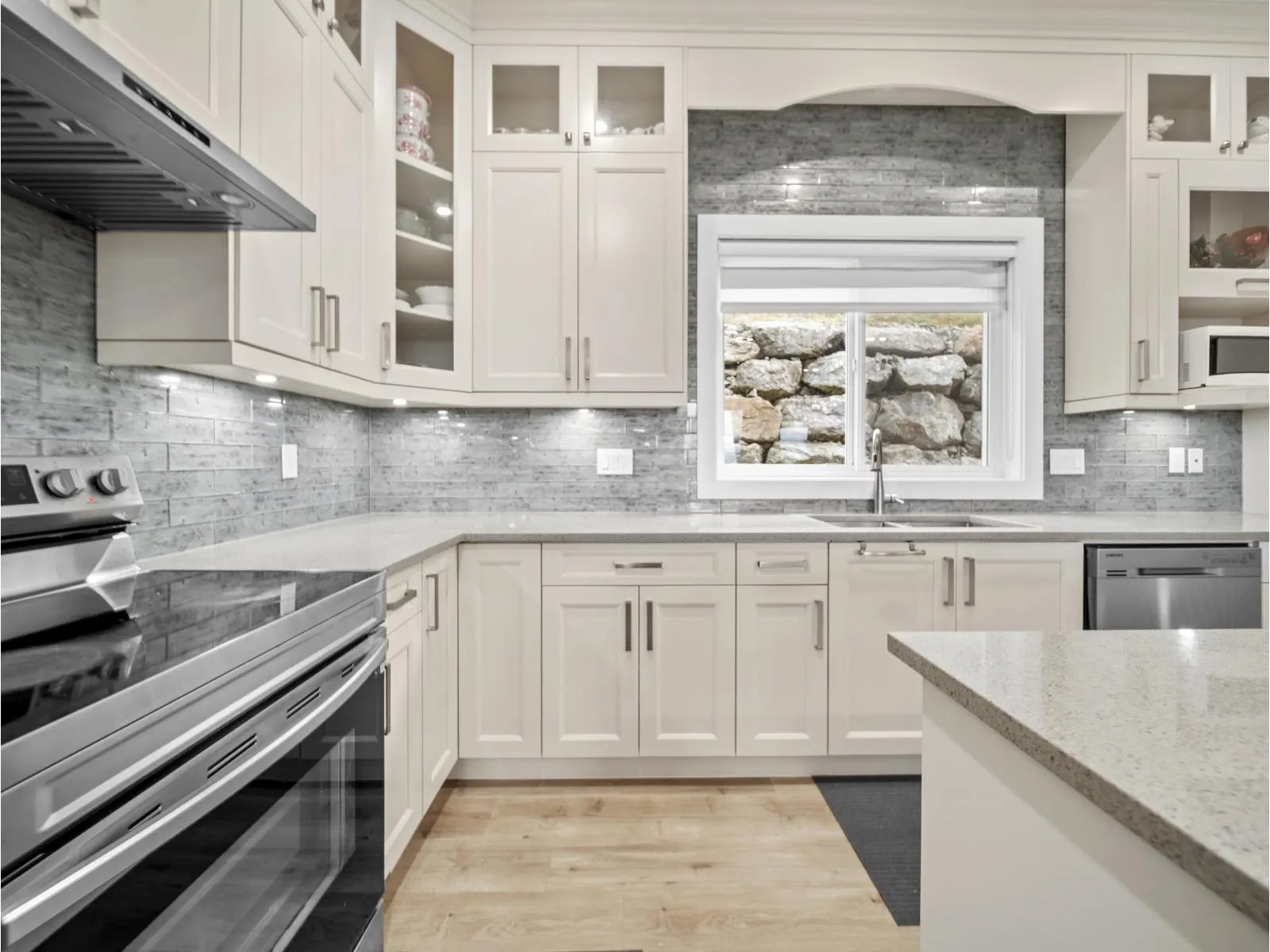 8204 HARVEST PLACE|Eastern Hillsides