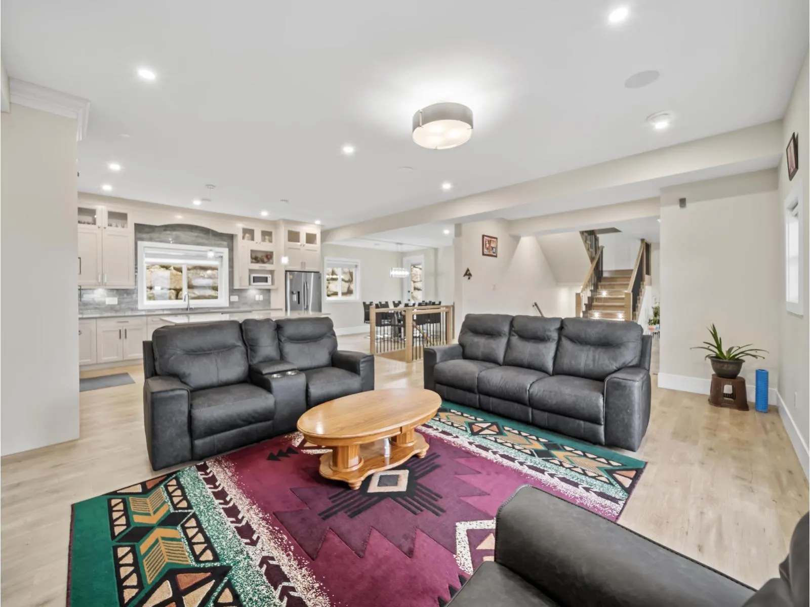 8204 HARVEST PLACE|Eastern Hillsides