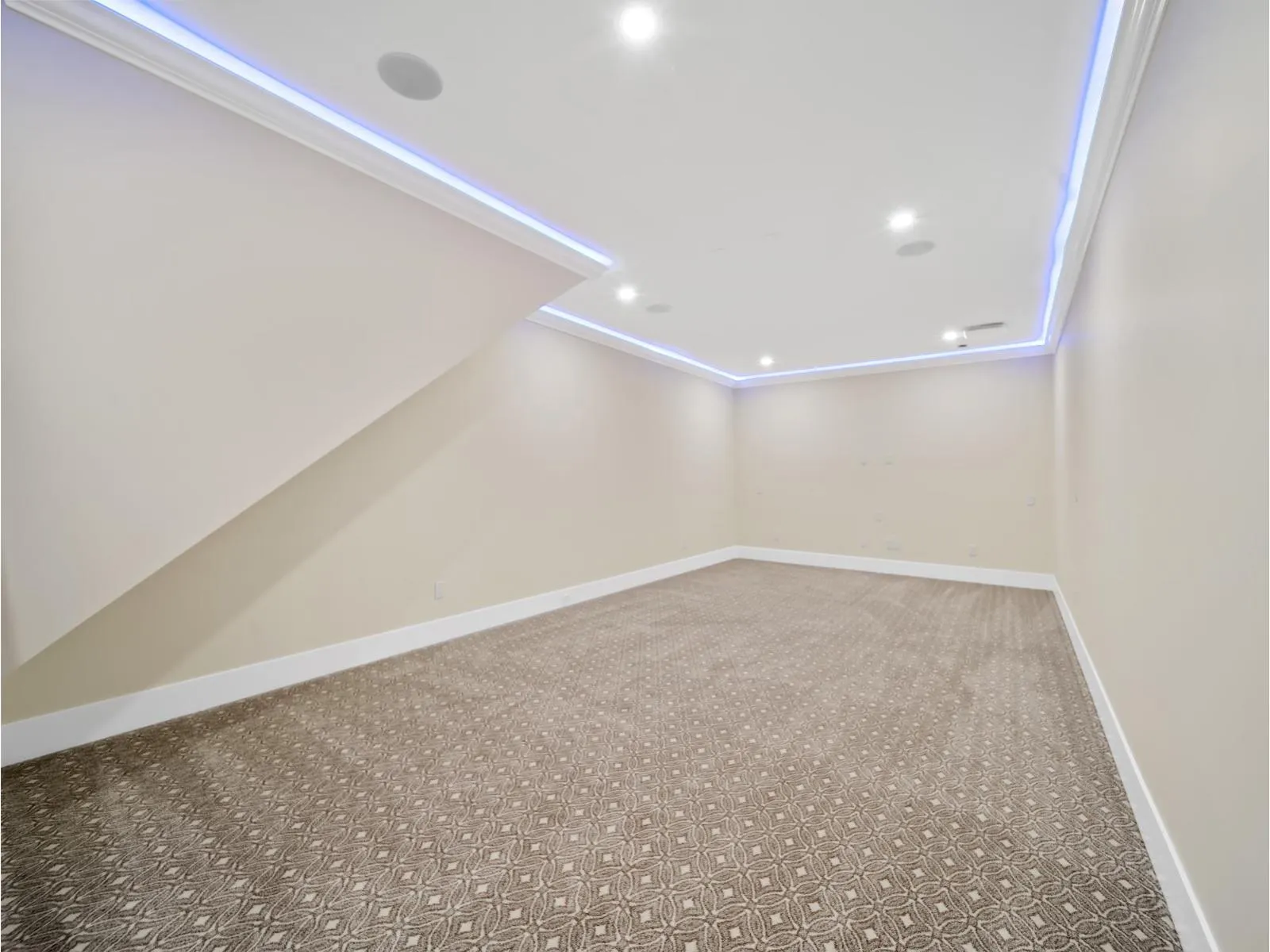 8204 HARVEST PLACE|Eastern Hillsides