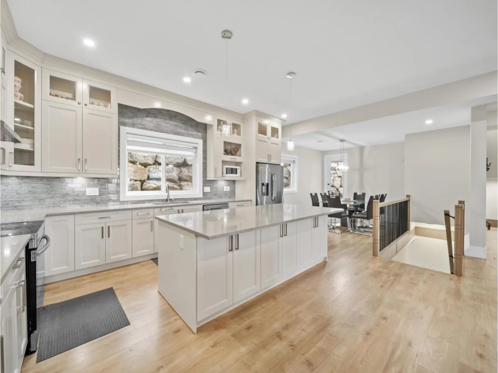 8204 HARVEST PLACE|Eastern Hillsides