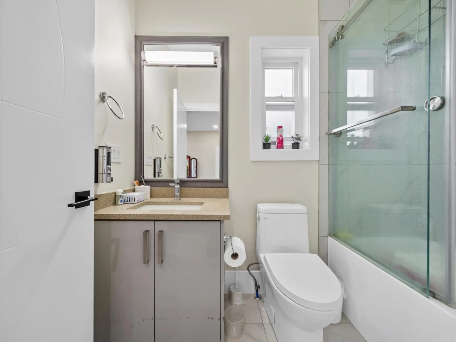 8204 HARVEST PLACE|Eastern Hillsides
