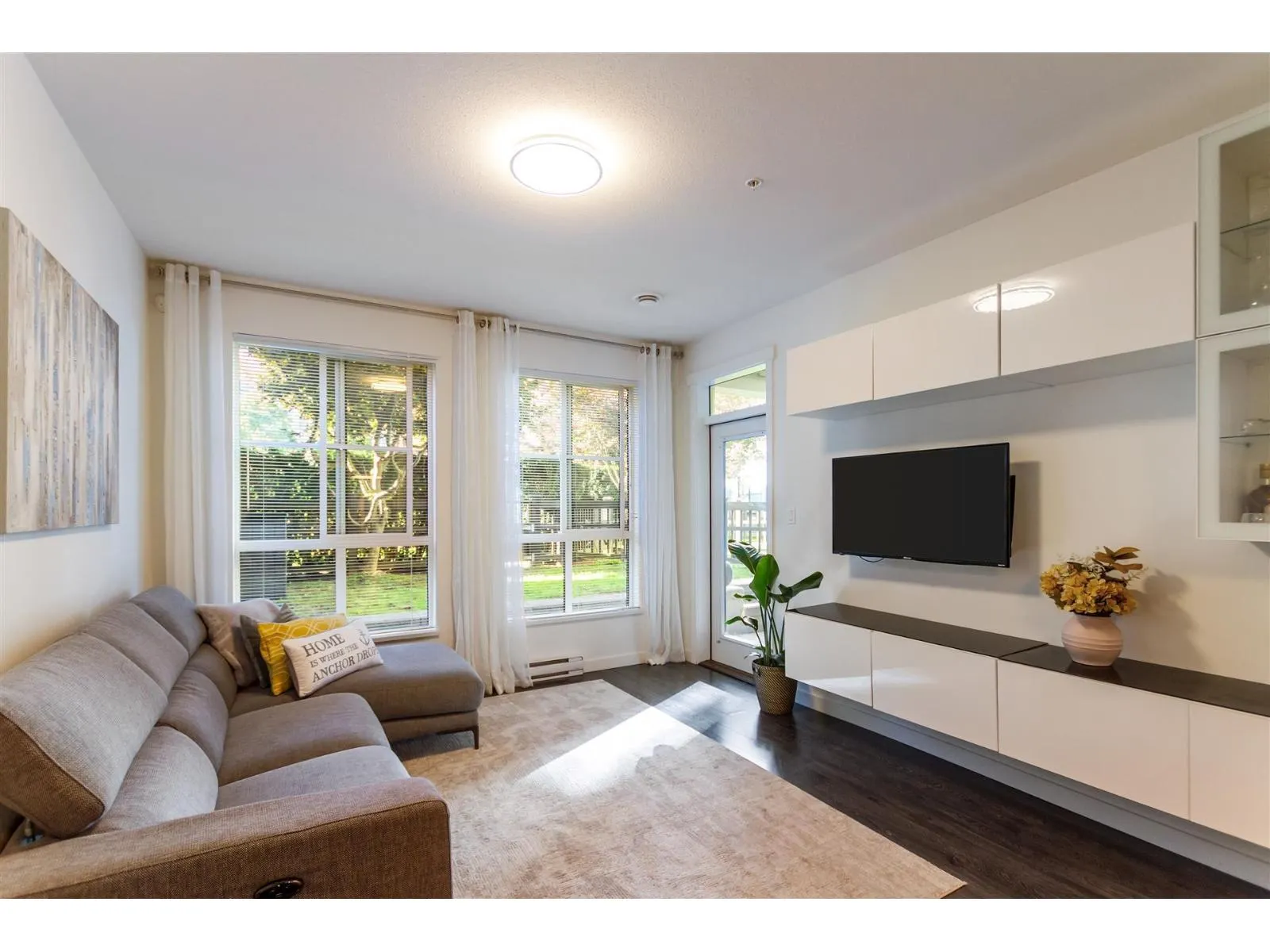 130 15168 33 AVENUE