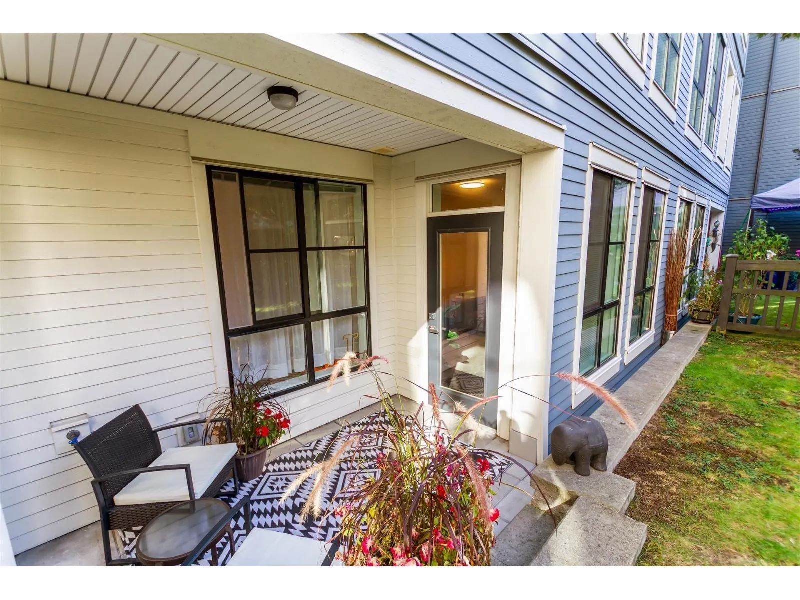 130 15168 33 AVENUE