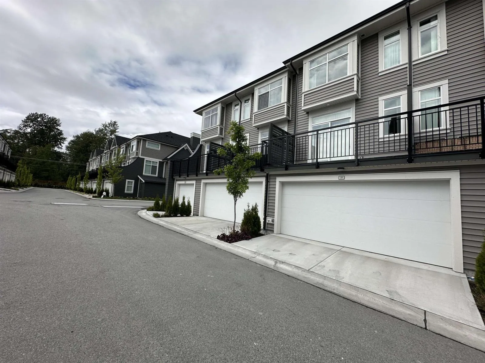 77 14151 58A AVE
