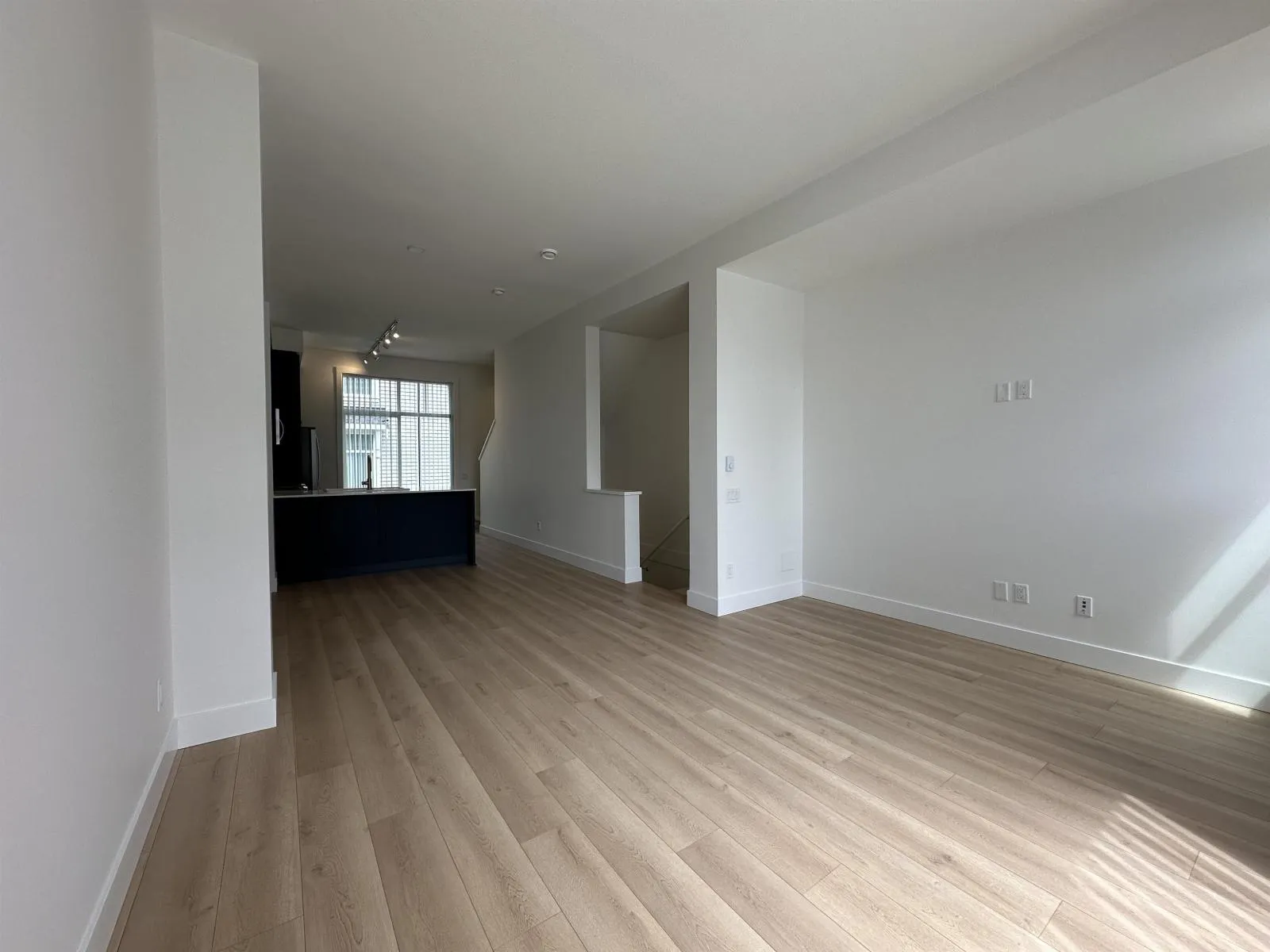 77 14151 58A AVE