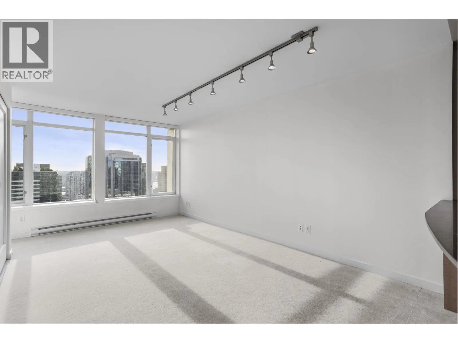 2613 610 GRANVILLE STREET