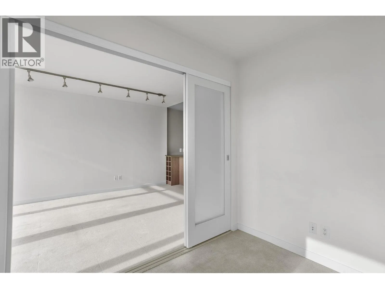 2613 610 GRANVILLE STREET