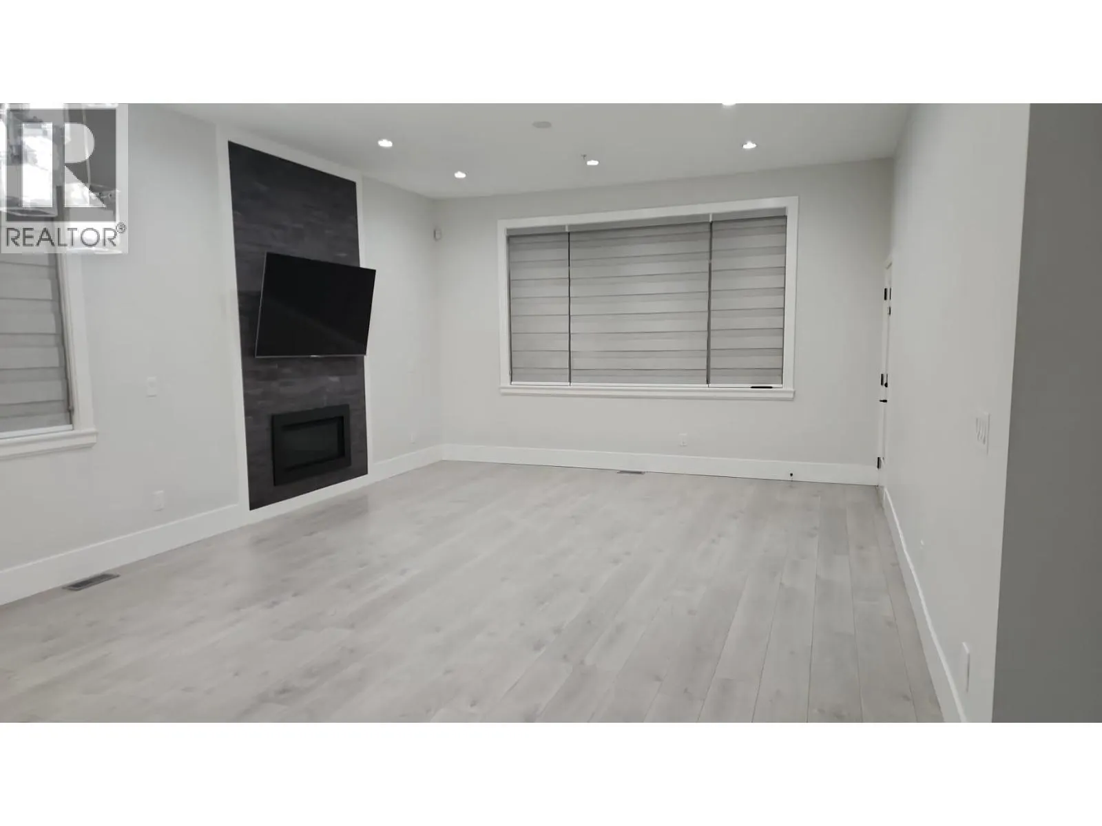 11022 240 STREET