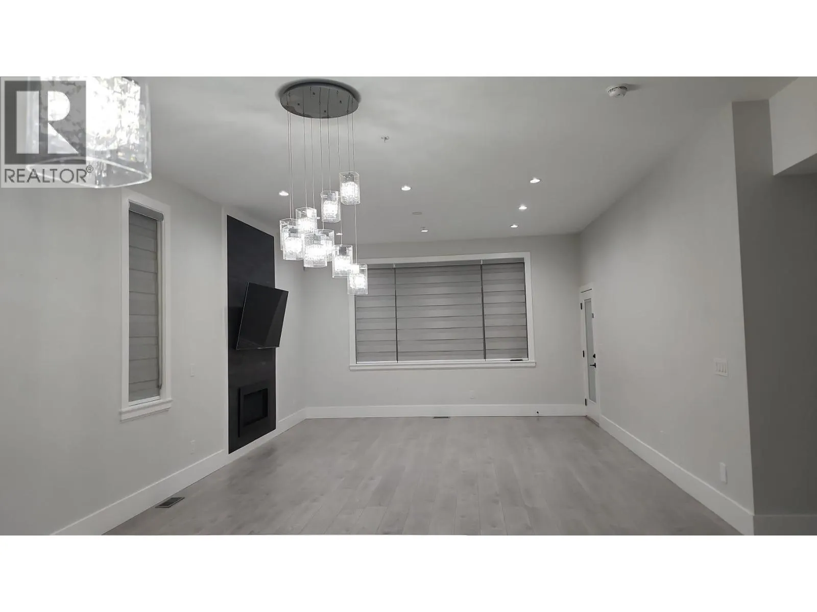 11022 240 STREET