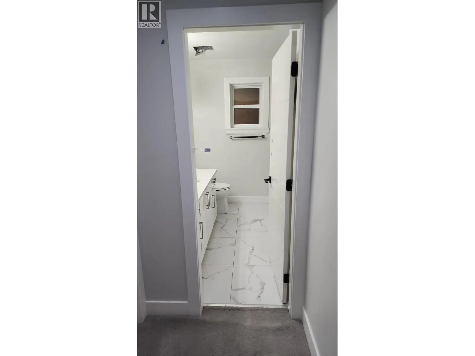 11022 240 STREET