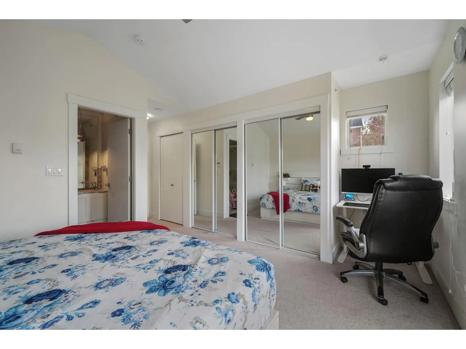 88 20852 77A AVENUE