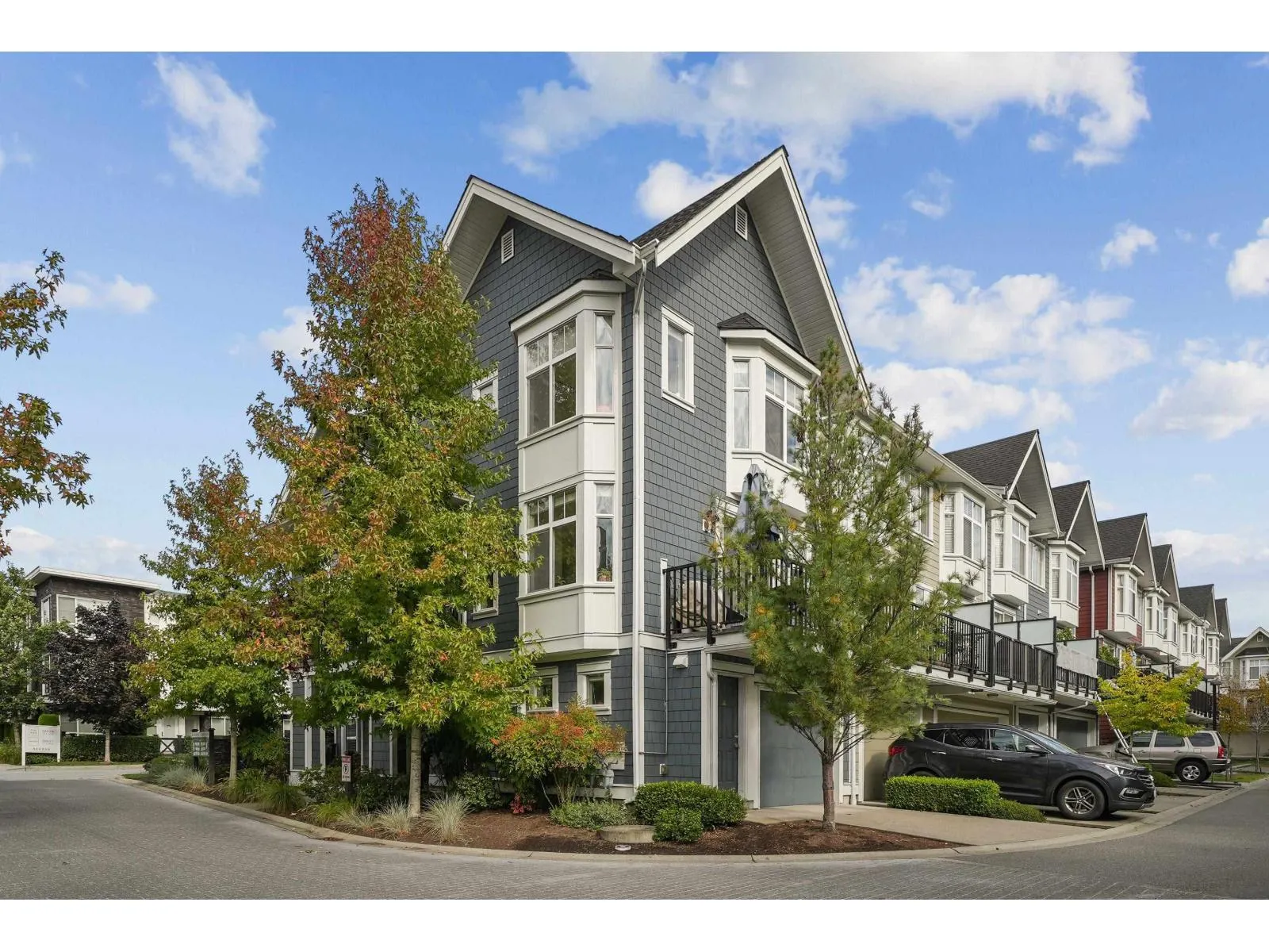 88 20852 77A AVENUE