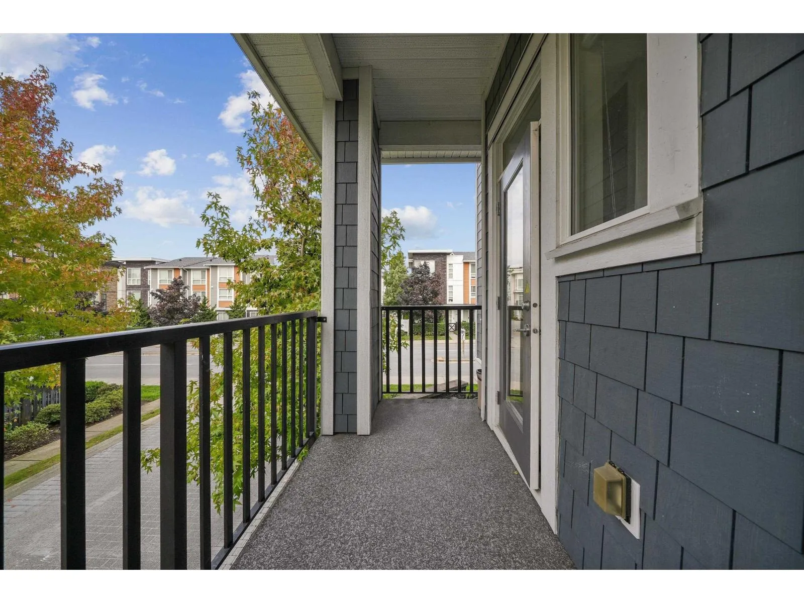 88 20852 77A AVENUE