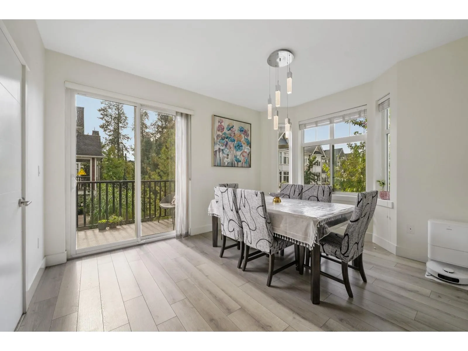 88 20852 77A AVENUE