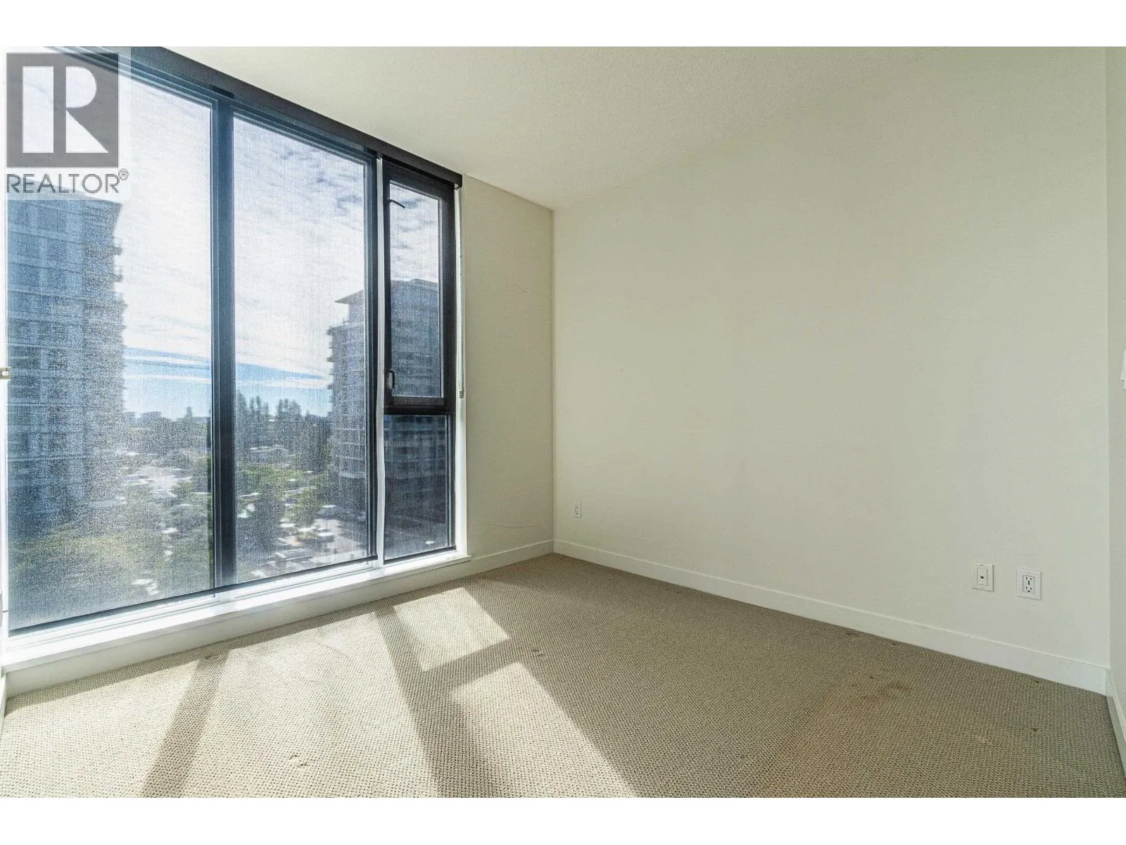 902 8988 PATTERSON ROAD