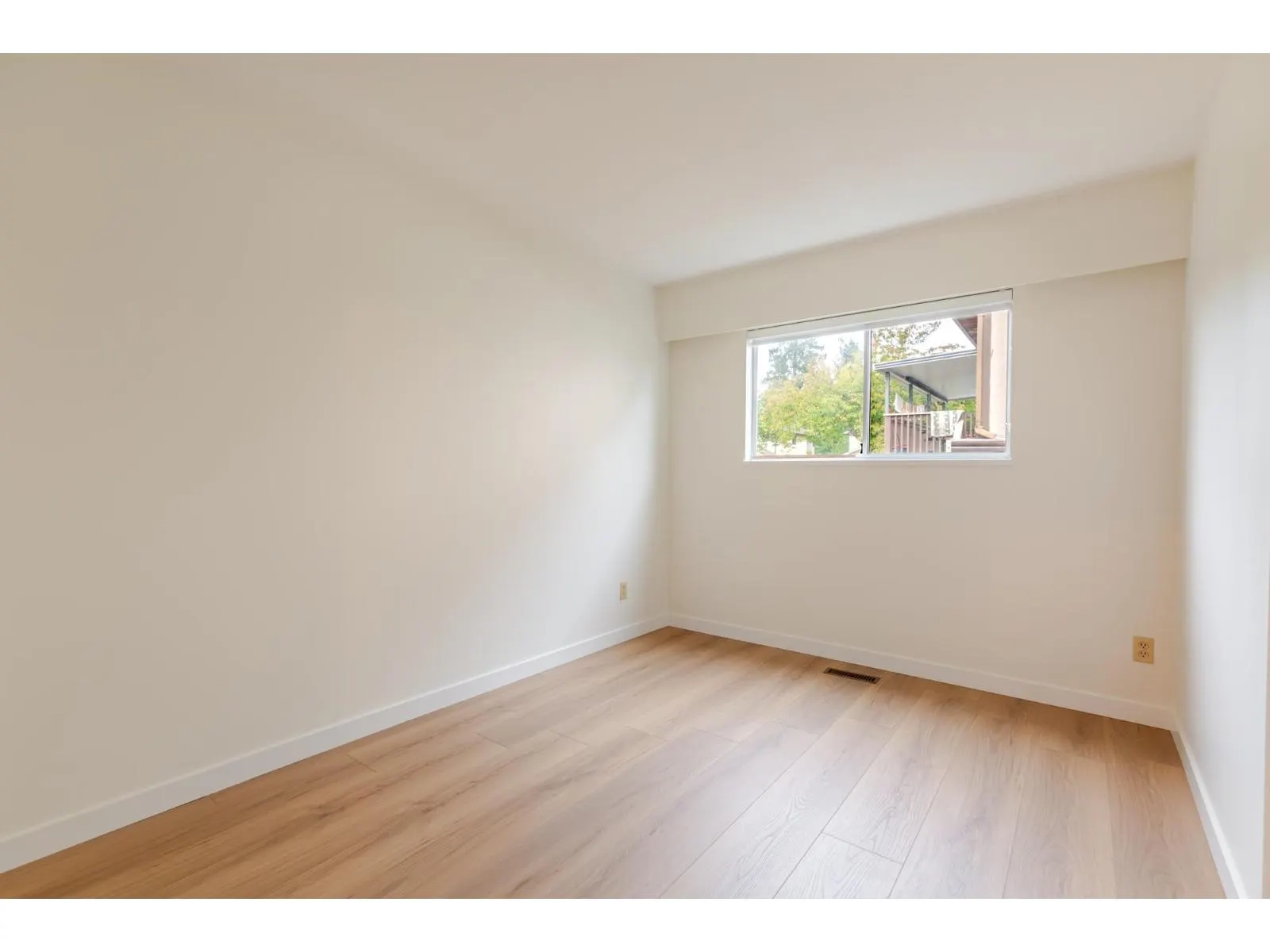 10059 157A STREET