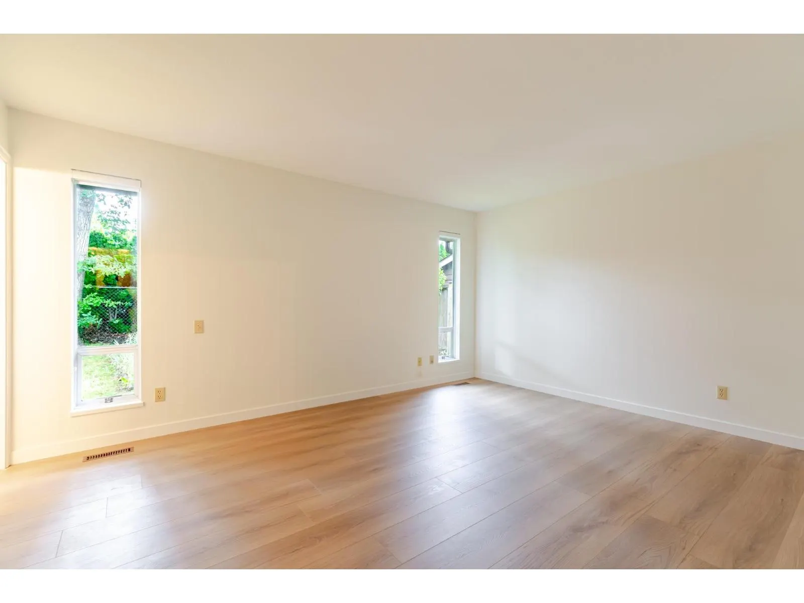 10059 157A STREET