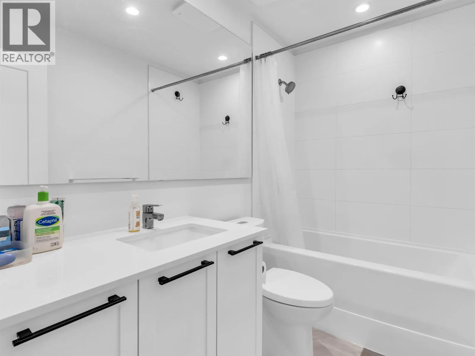 36 4716 ORCA WAY