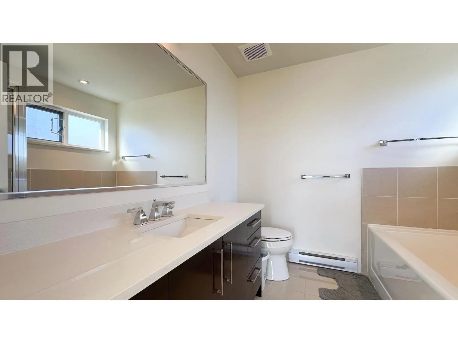 1101 8485 NEW HAVEN CLOSE