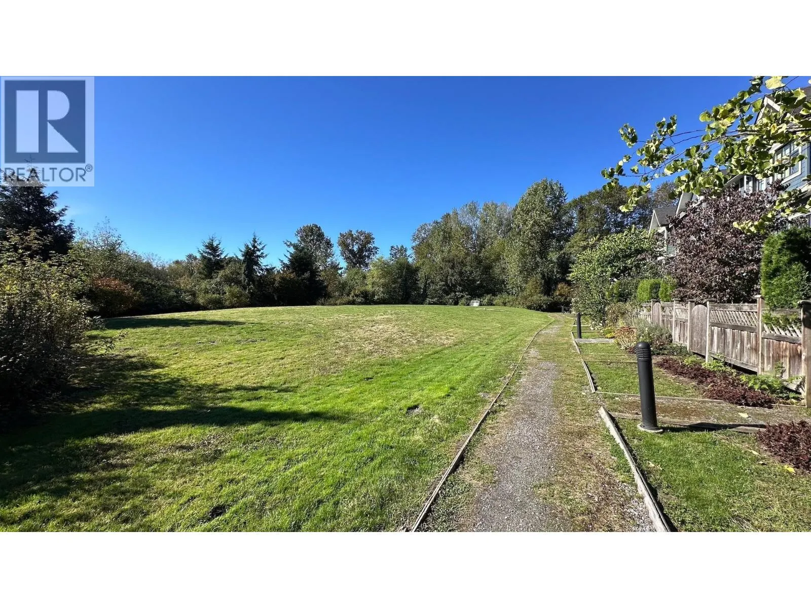 1101 8485 NEW HAVEN CLOSE