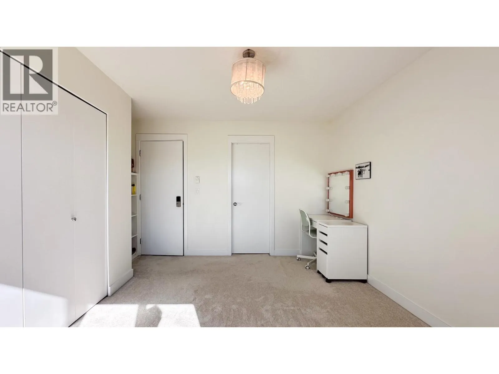 1101 8485 NEW HAVEN CLOSE